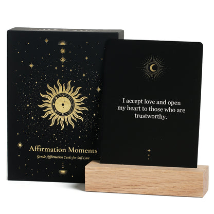 AFFIRMATION MOMENTS PREMIUM: AFFIRMATION CARDS FOR WOMEN